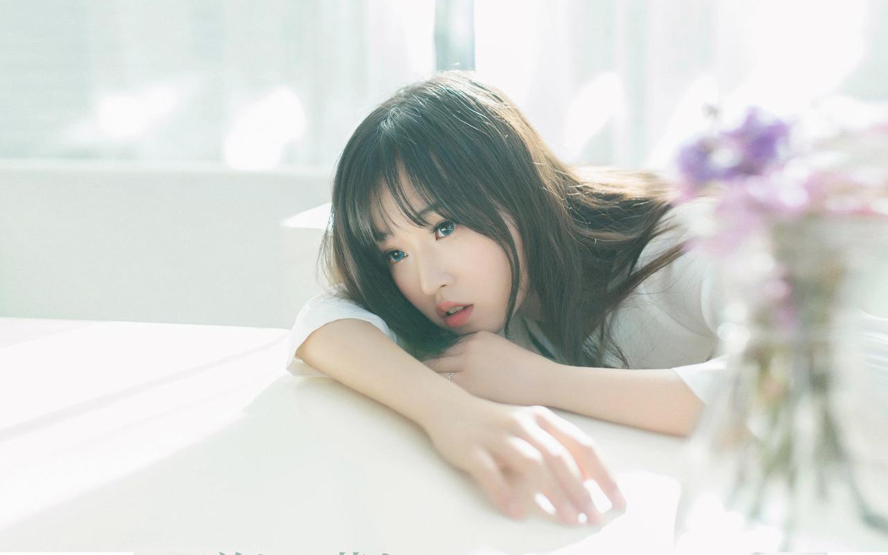 王毅会见哈萨克斯坦副总理兼外长努尔特列乌